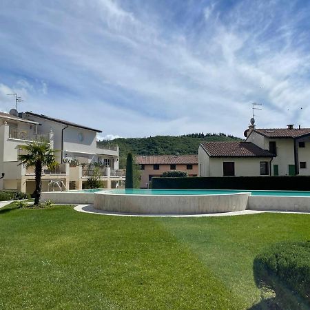 Apartmentsgarda - Corte Dei Molini Luaran gambar